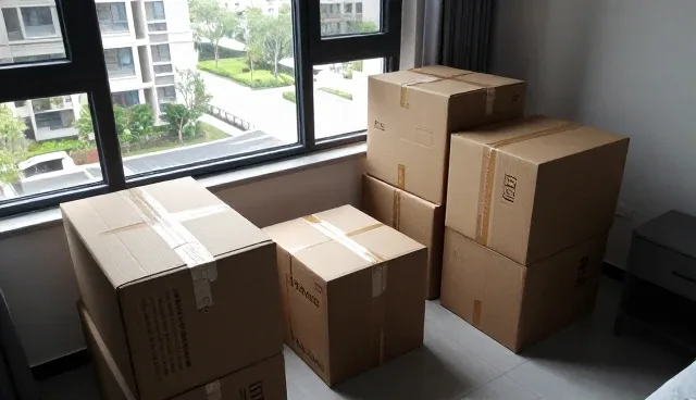 如何通过一件代发模式精选日用百货产品